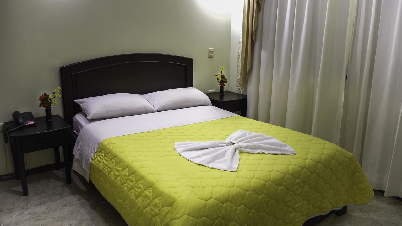 פויו Hotel Oro Negro מראה חיצוני תמונה