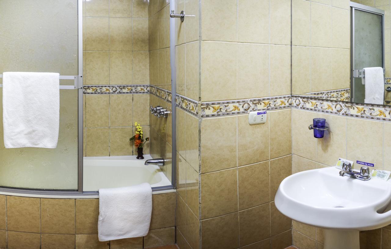 פויו Hotel Oro Negro מראה חיצוני תמונה